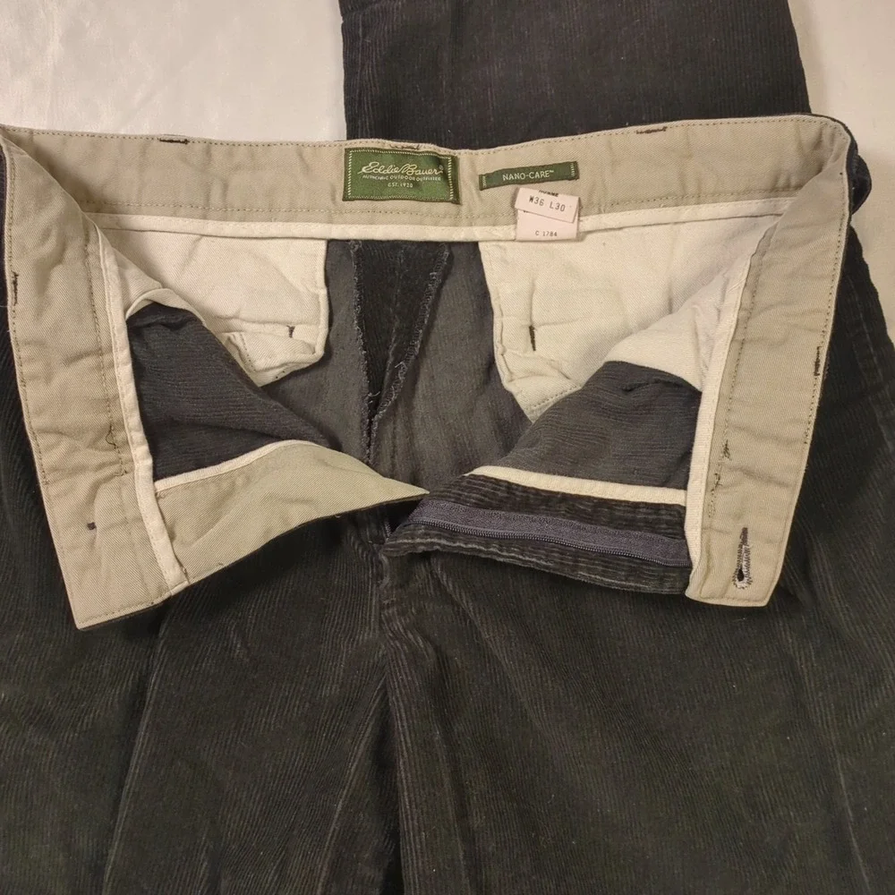 Vintage Eddie Bauer Black Corduroy‎ Pants Size 36x30 Mens Relaxed Fit Nano-care